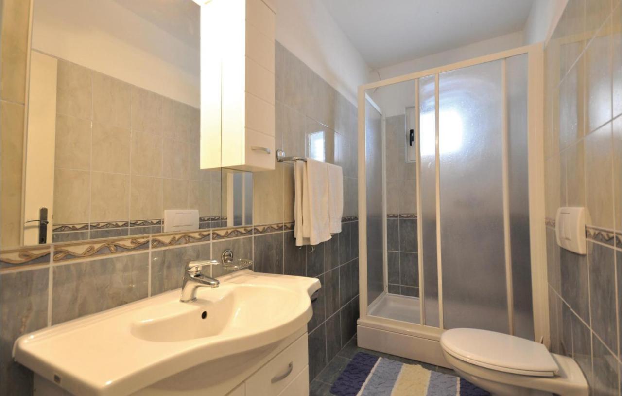 Lovely Apartment In Makarska With Kitchen Zewnętrze zdjęcie